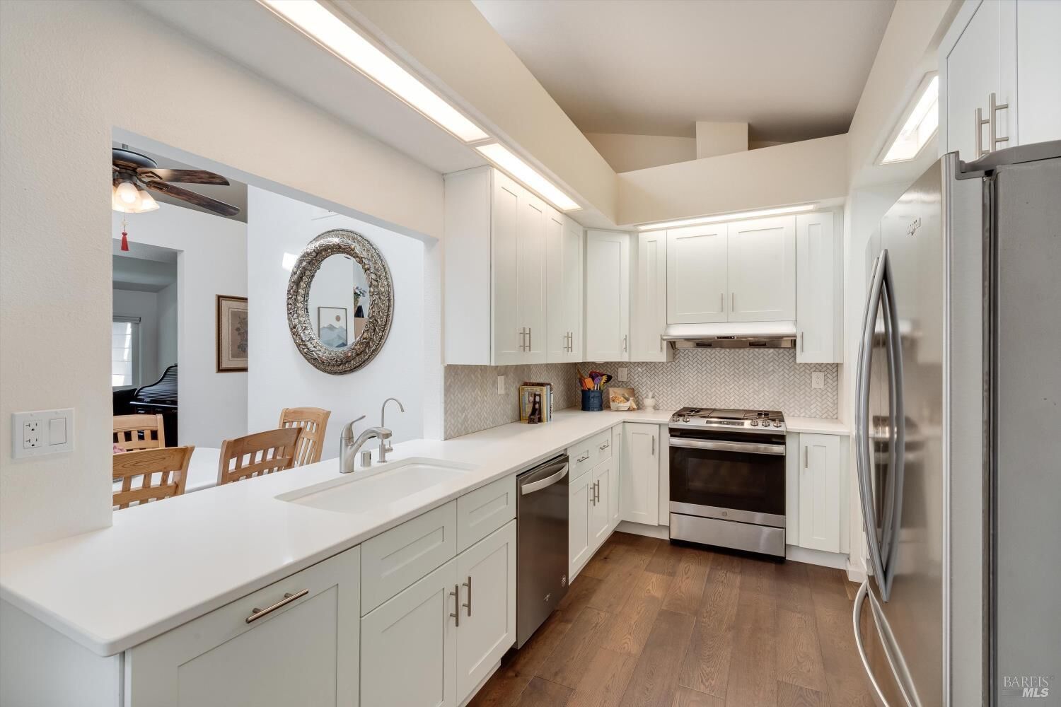 Property Photo:  2008 Stonefield Lane  CA 95403 