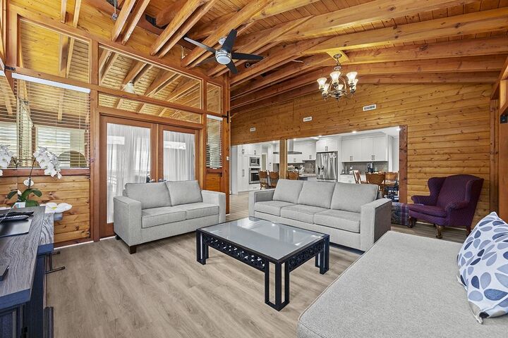 Property Photo: 7983 Suncrest Drive BC V5J 3N4