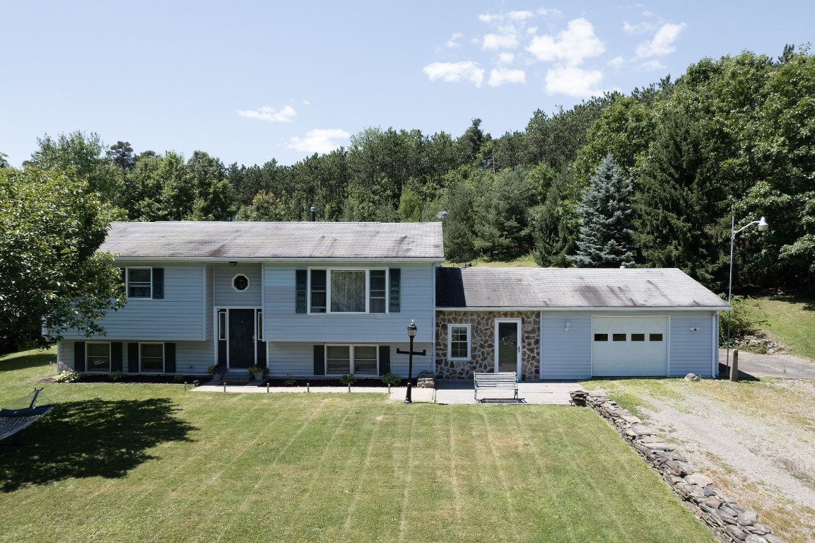 Property Photo:  172 West Hill Road  NY 14892 