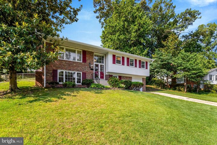Property Photo:  8121 Marcy Avenue  VA 22152 