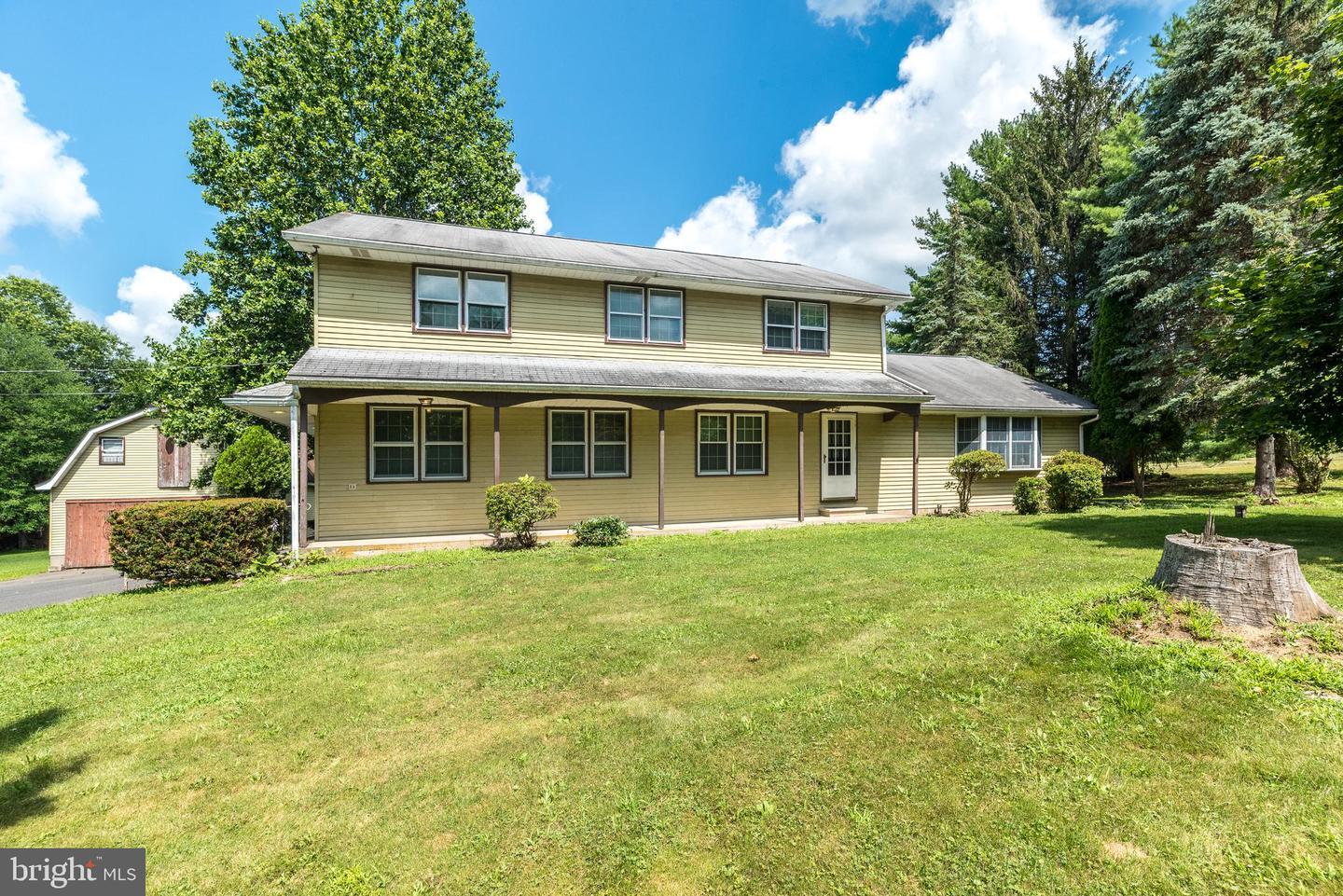 Property Photo: 255 Park Drive W PA 18930