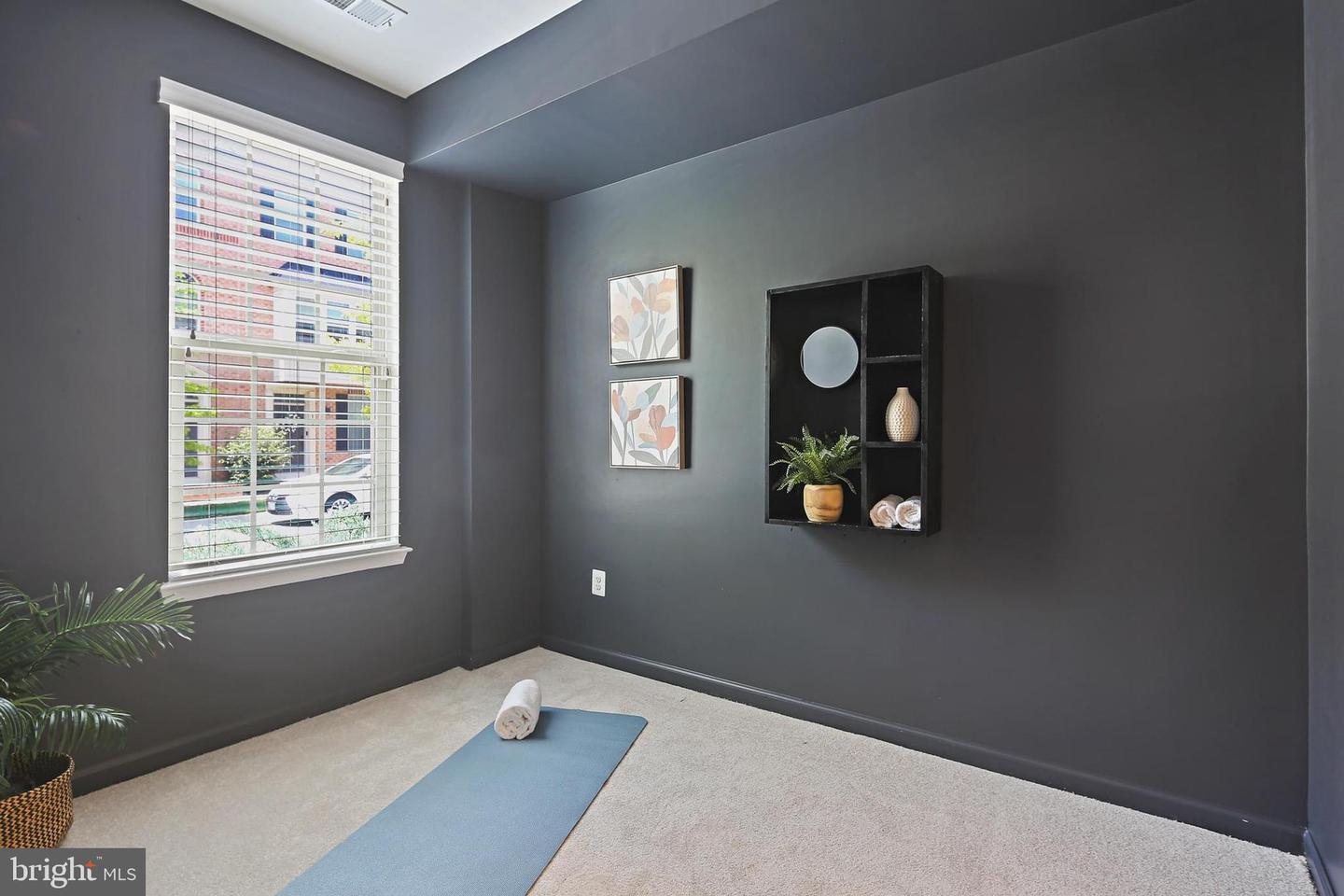 Property Photo:  127 S Newkirk Street  MD 21224 