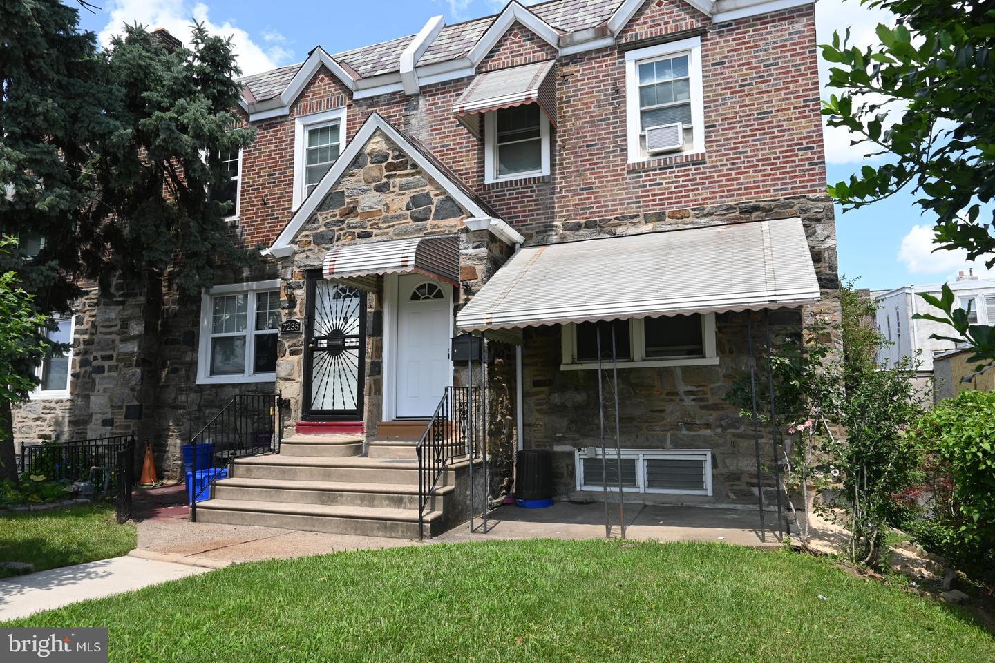 Property Photo:  7233 Spruce Street  PA 19082 