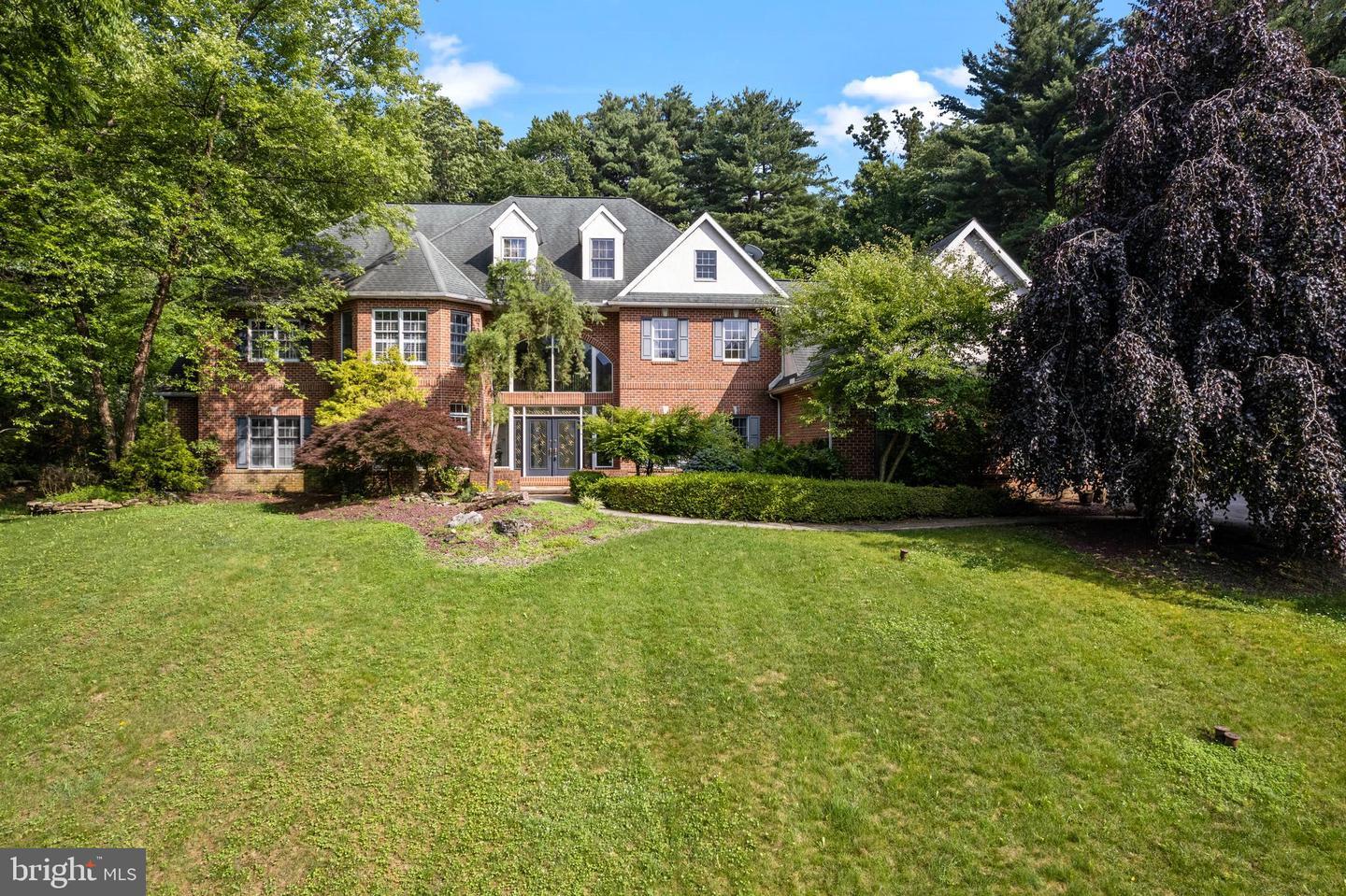Property Photo:  1238 Hunters Road  PA 19540 