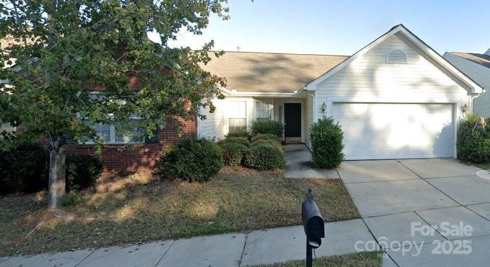 Property Photo:  7004 Paddle Wheel Lane  NC 28079 