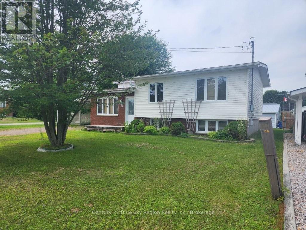 Property Photo:  385 Ouellette Crescent South  ON P2B 3G4 
