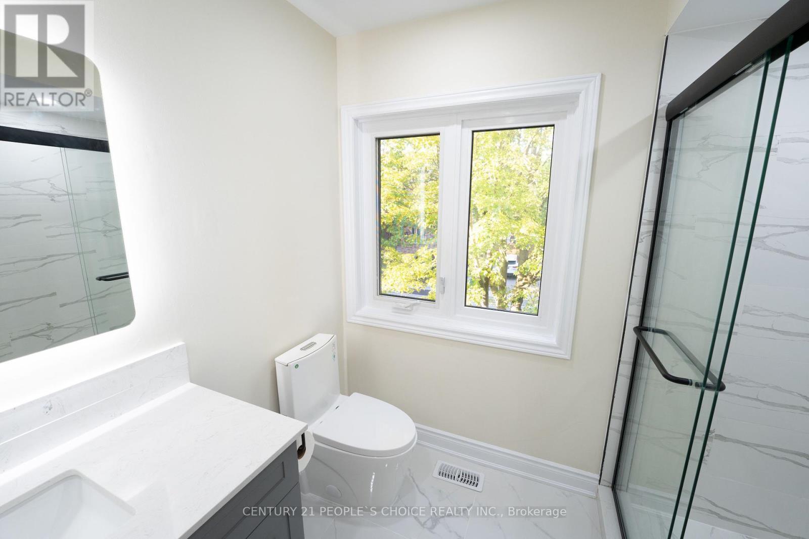 Property Photo: 6 Poppy Bloom Avenue ON L6R 1S5