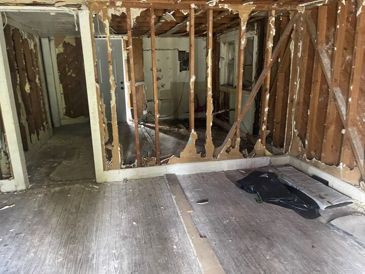 Property Photo:  111 W 4th Ave  GA 31015 