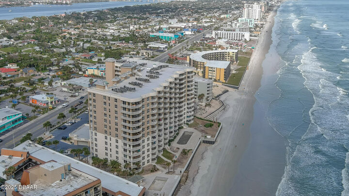 Property Photo:  2403 S Atlantic Avenue 309  FL 32118 