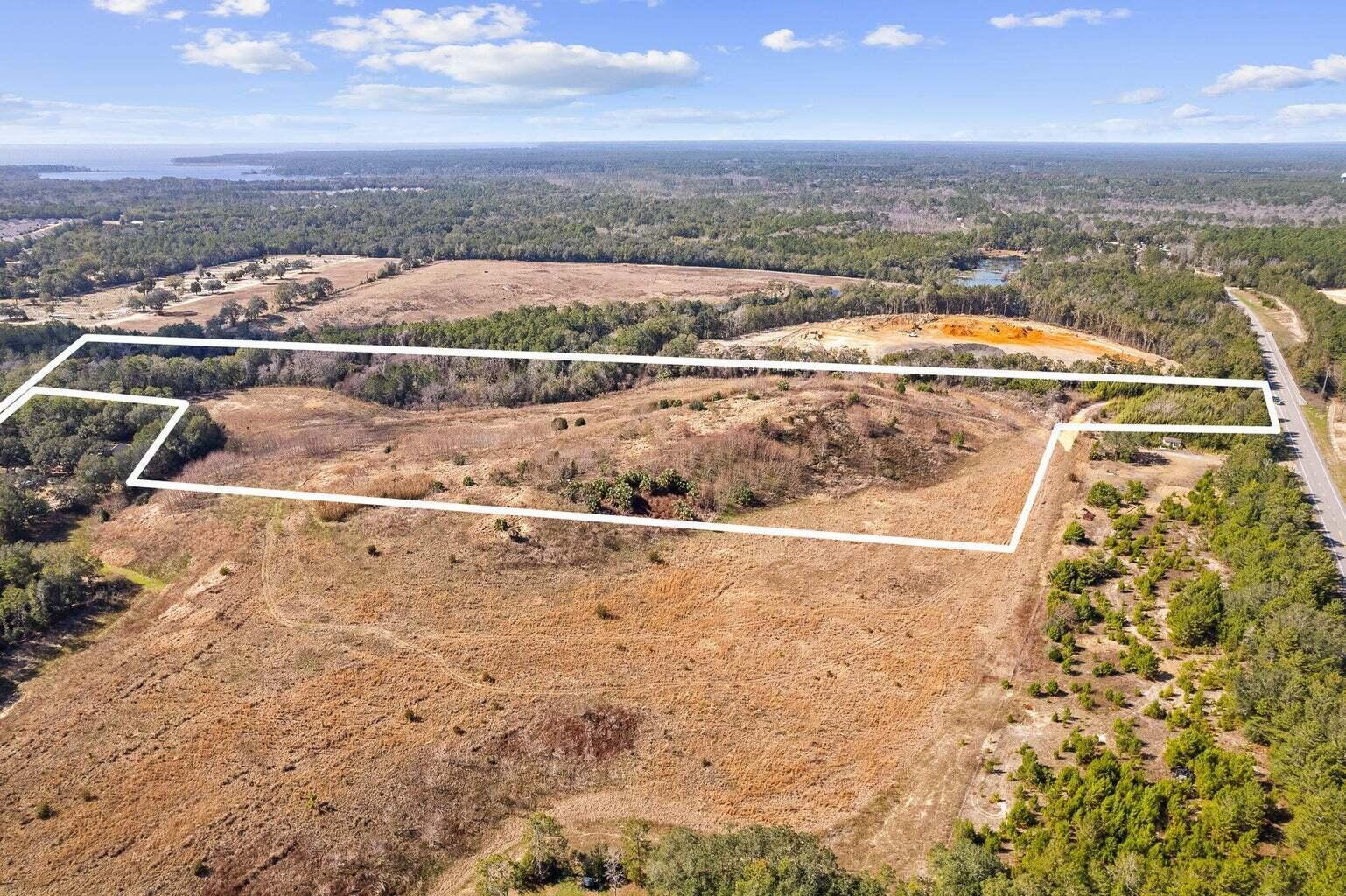 Property Photo:  25.12ac Fl-20  FL 32439 