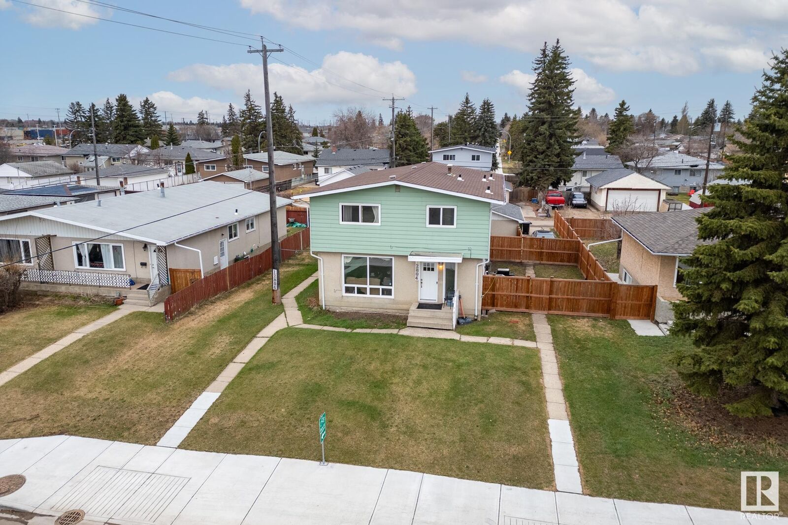 Property Photo:  12804 & 12806 91 Street NW  AB T5E 3P3 