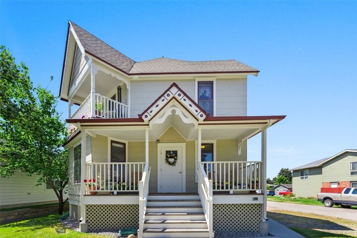 Property Photo: 213 N 9th Avenue N MT 59715