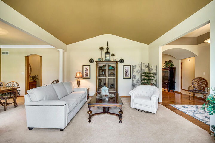 Property Photo: 1235 Greenview Place IN 46307