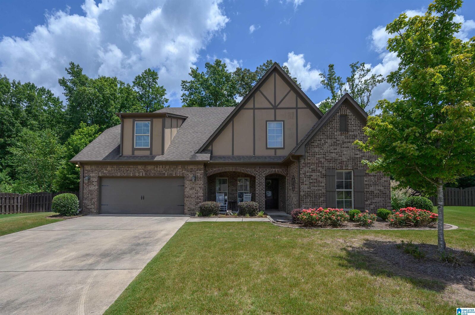 Property Photo: 312 Dunrobin Circle AL 35124