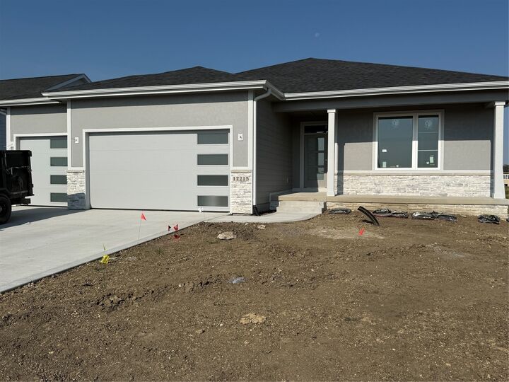 Property Photo:  17215 Northview Drive  IA 50323 