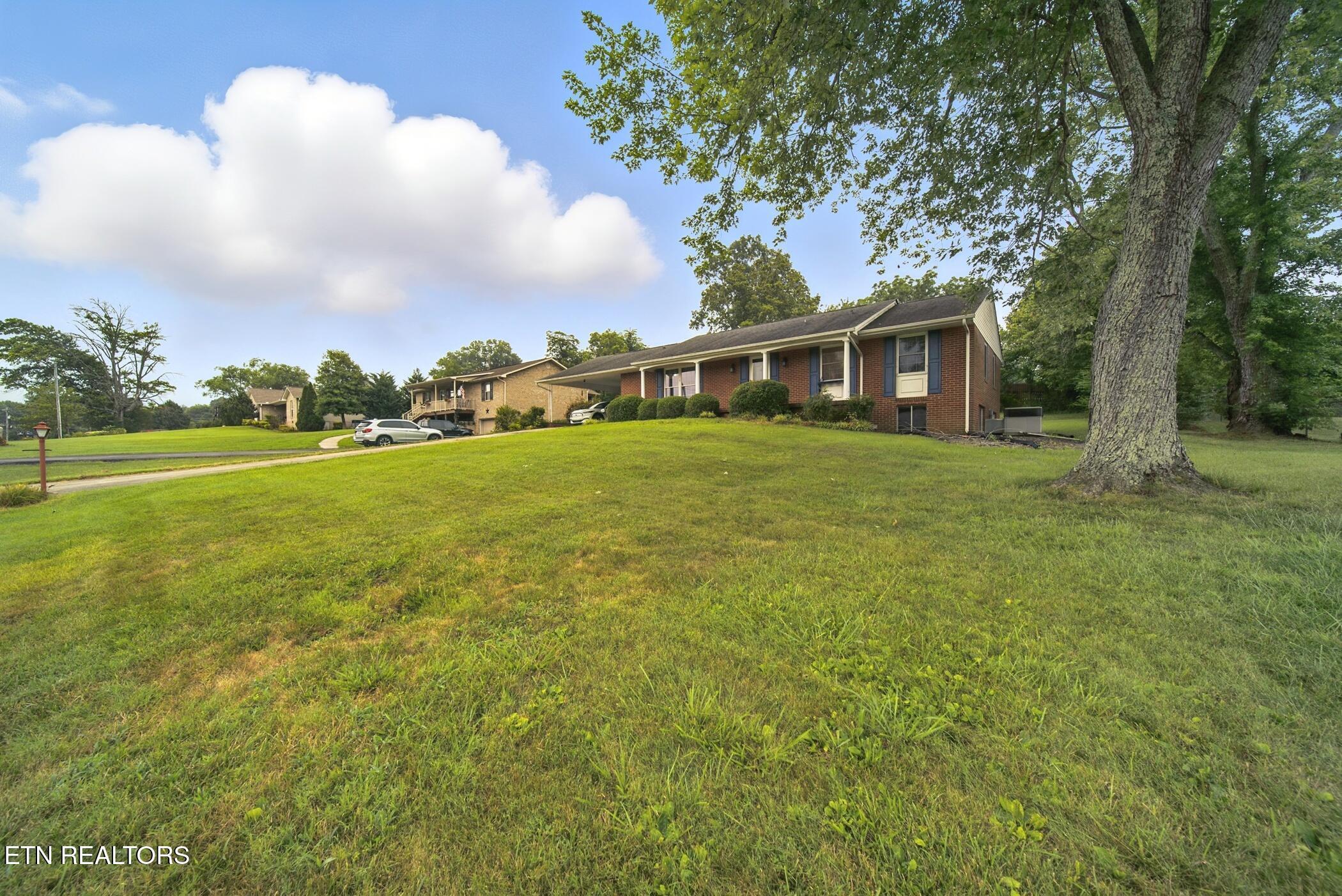 Property Photo: 423 Kildare Drive TN 37760