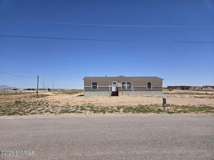 Property Photo: 1413 Gobi Desert Drive NM 88081