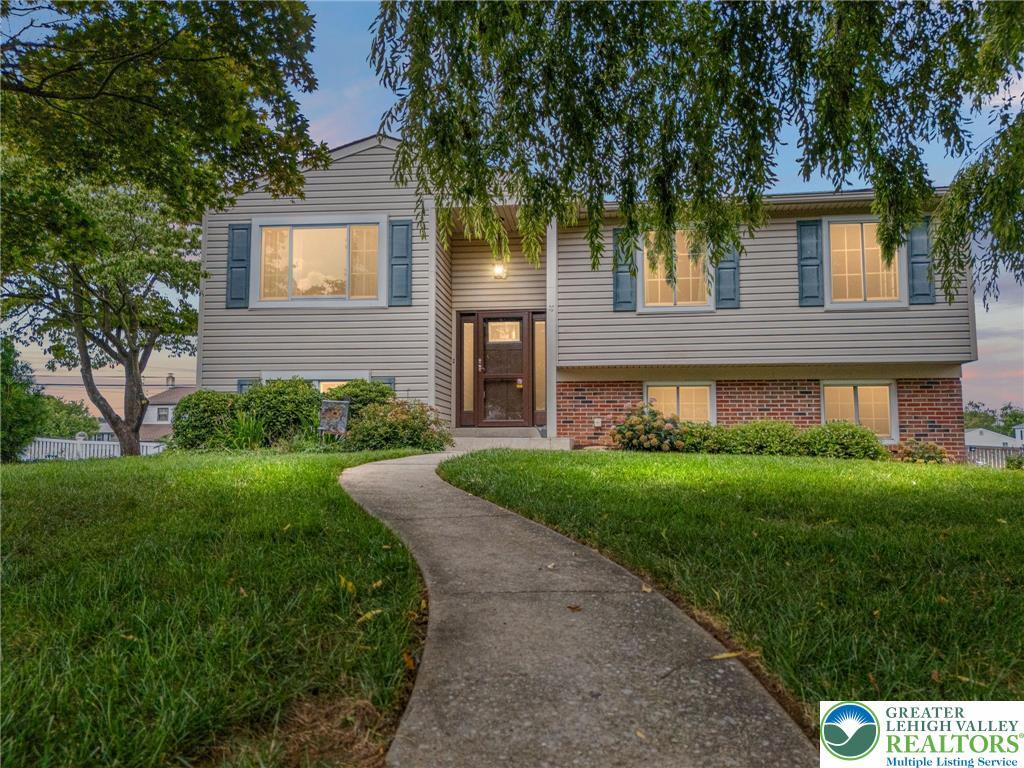 Property Photo: 4815 Hemlock Street PA 18106