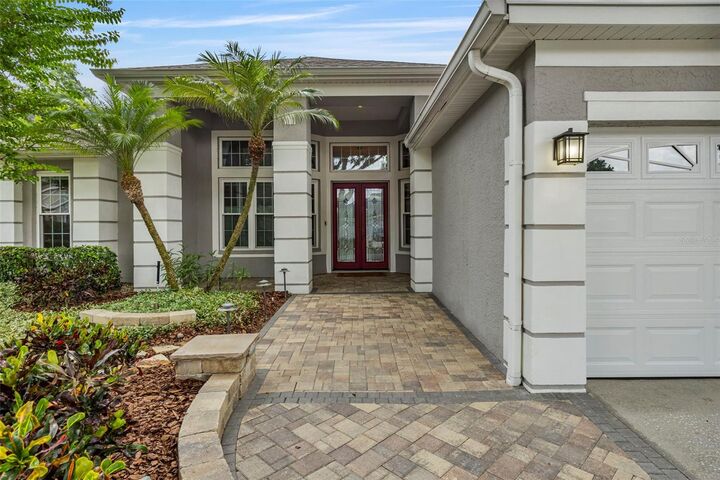 Property Photo: 10205 Newington Place FL 33626