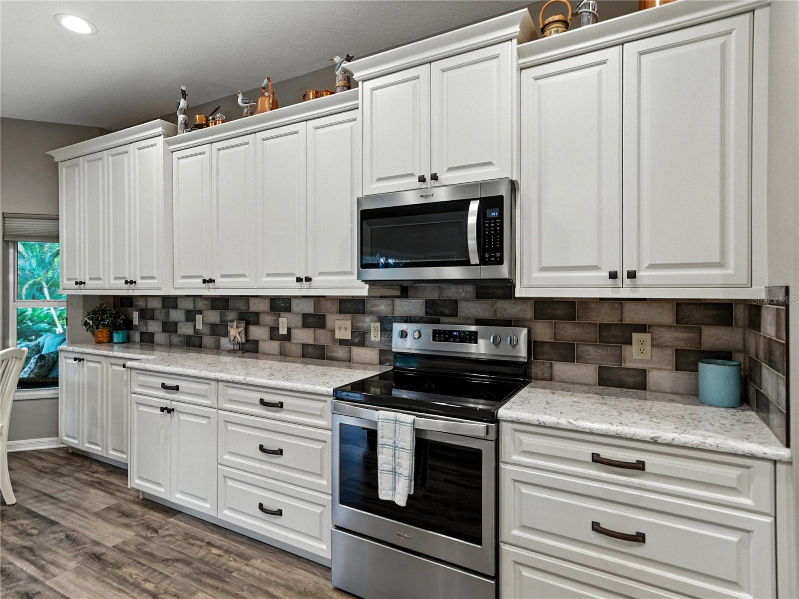 Property Photo:  4293 Berwick Drive  FL 33859 