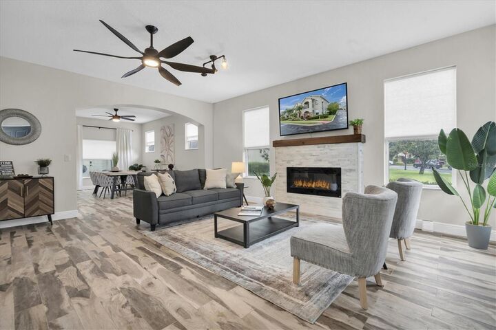 Property Photo: 12631 Weston Drive FL 33626