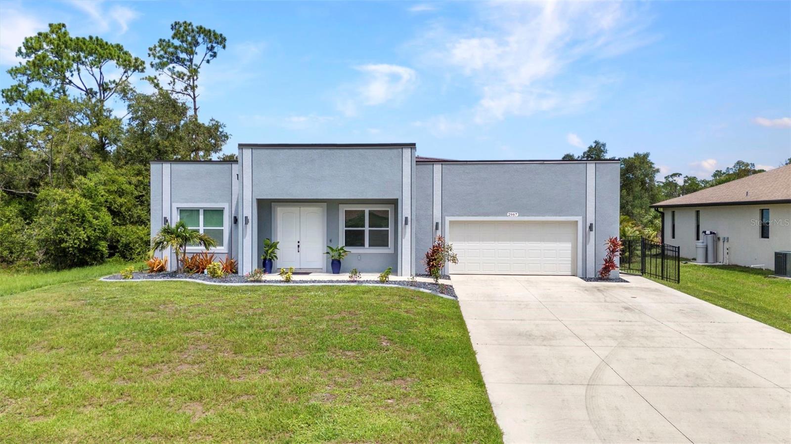 Property Photo: 2967 Johannesberg Road FL 34288