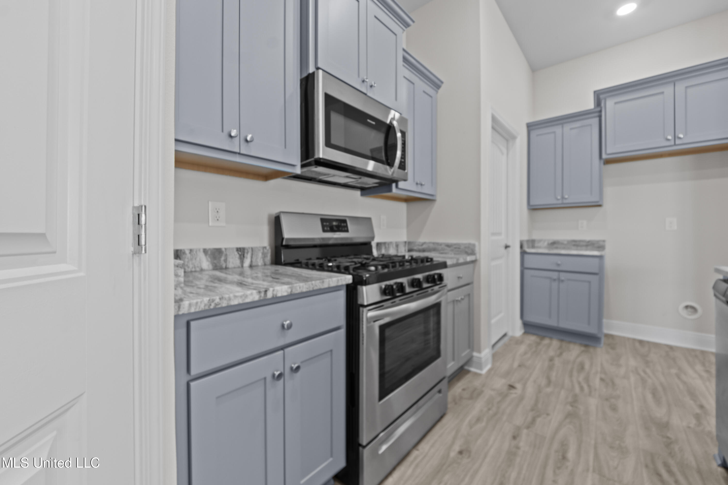 Property Photo: 14028 Oak Arbor Drive MS 39503