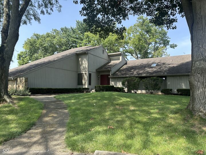 Property Photo: 3630 Deerfield Place IN 47203