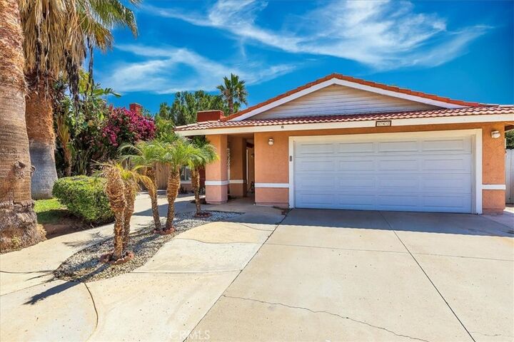 Property Photo:  142 N Terra Cotta Road  CA 92530 