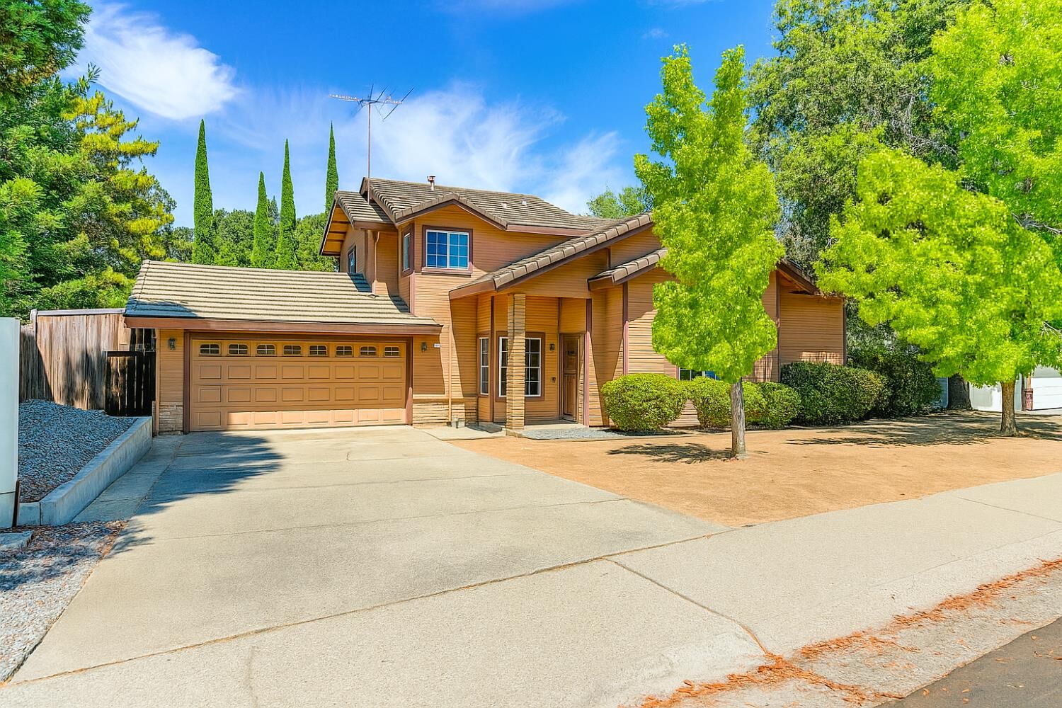 Property Photo: 6470 Arcadia Avenue CA 95650