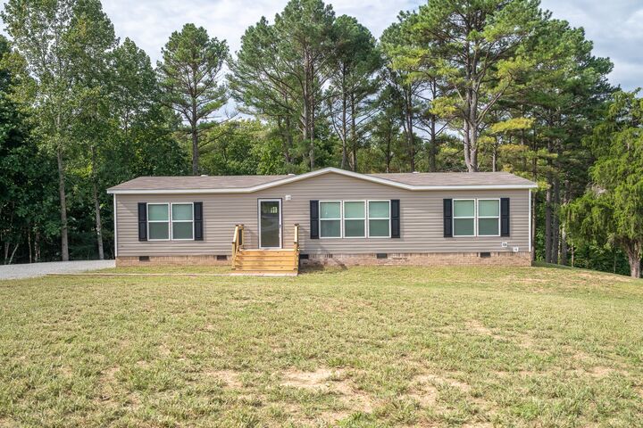 Property Photo:  389 Busby Rd  TN 38469 