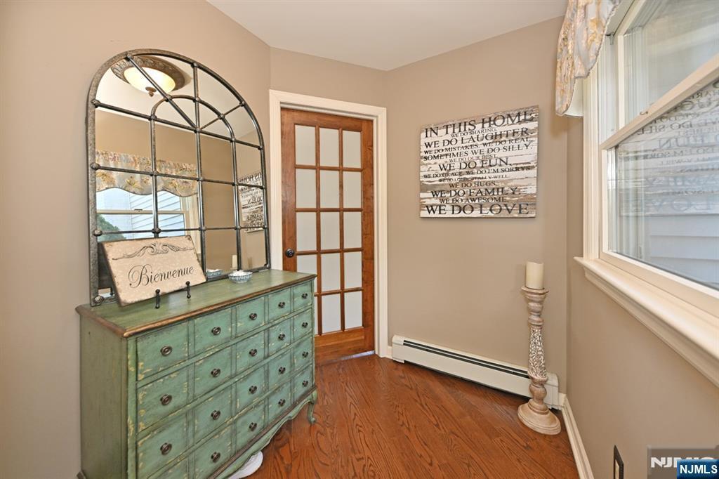 Property Photo:  319 Sunset Boulevard  NJ 07481 