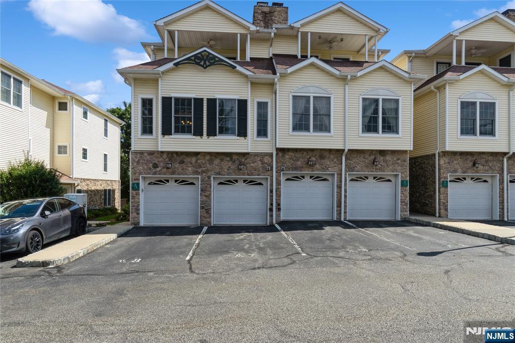 Property Photo: 91 Roseland Avenue A8 NJ 07006