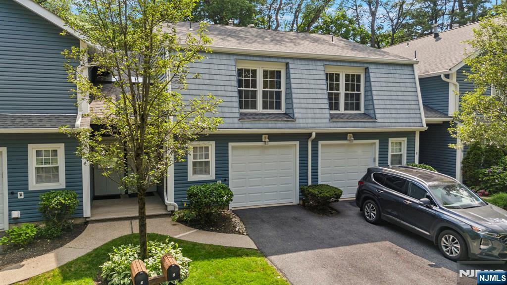 Property Photo: 6 Crestwood Mews NJ 07401