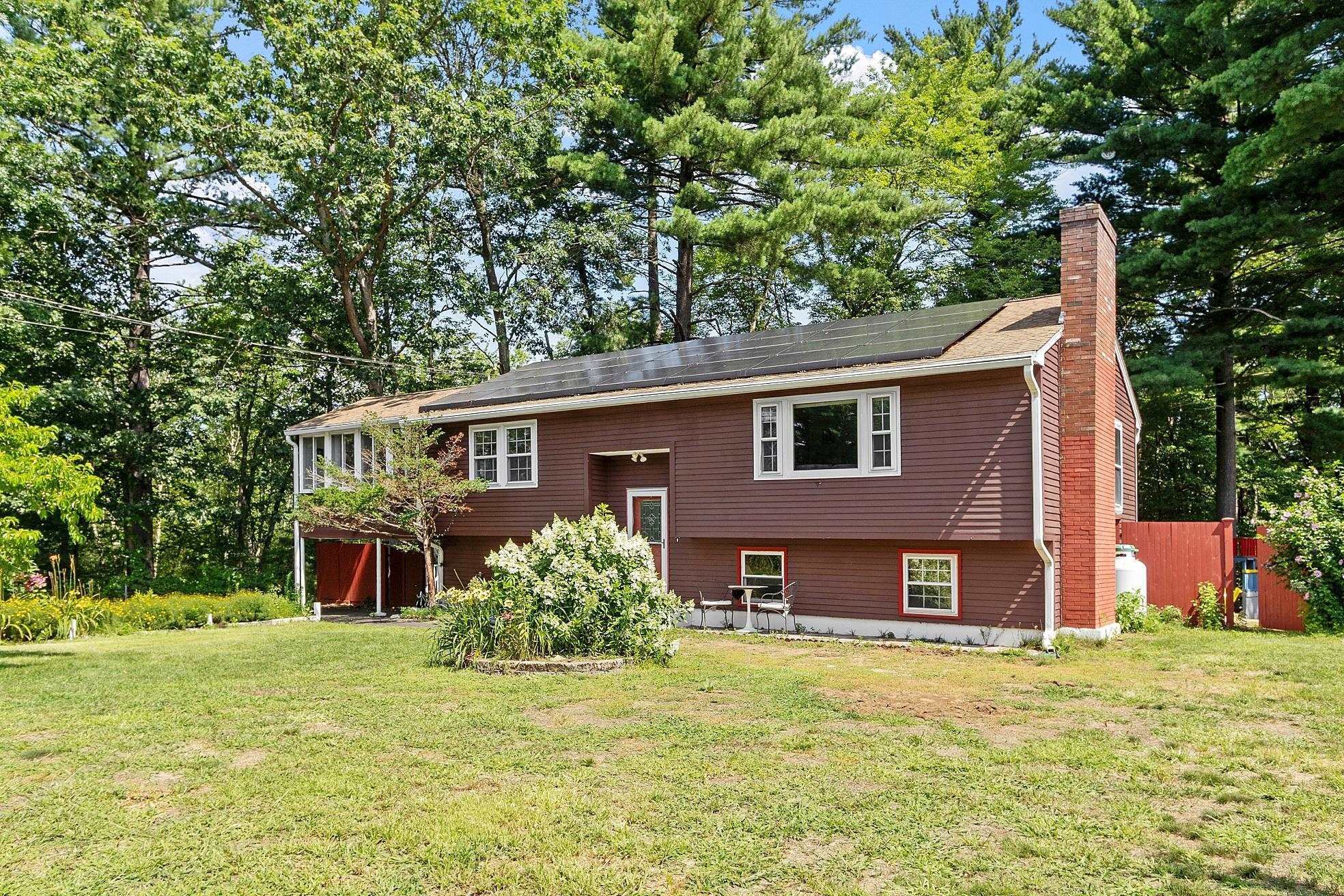 Property Photo: 60 Glen Forest Drive NH 03109