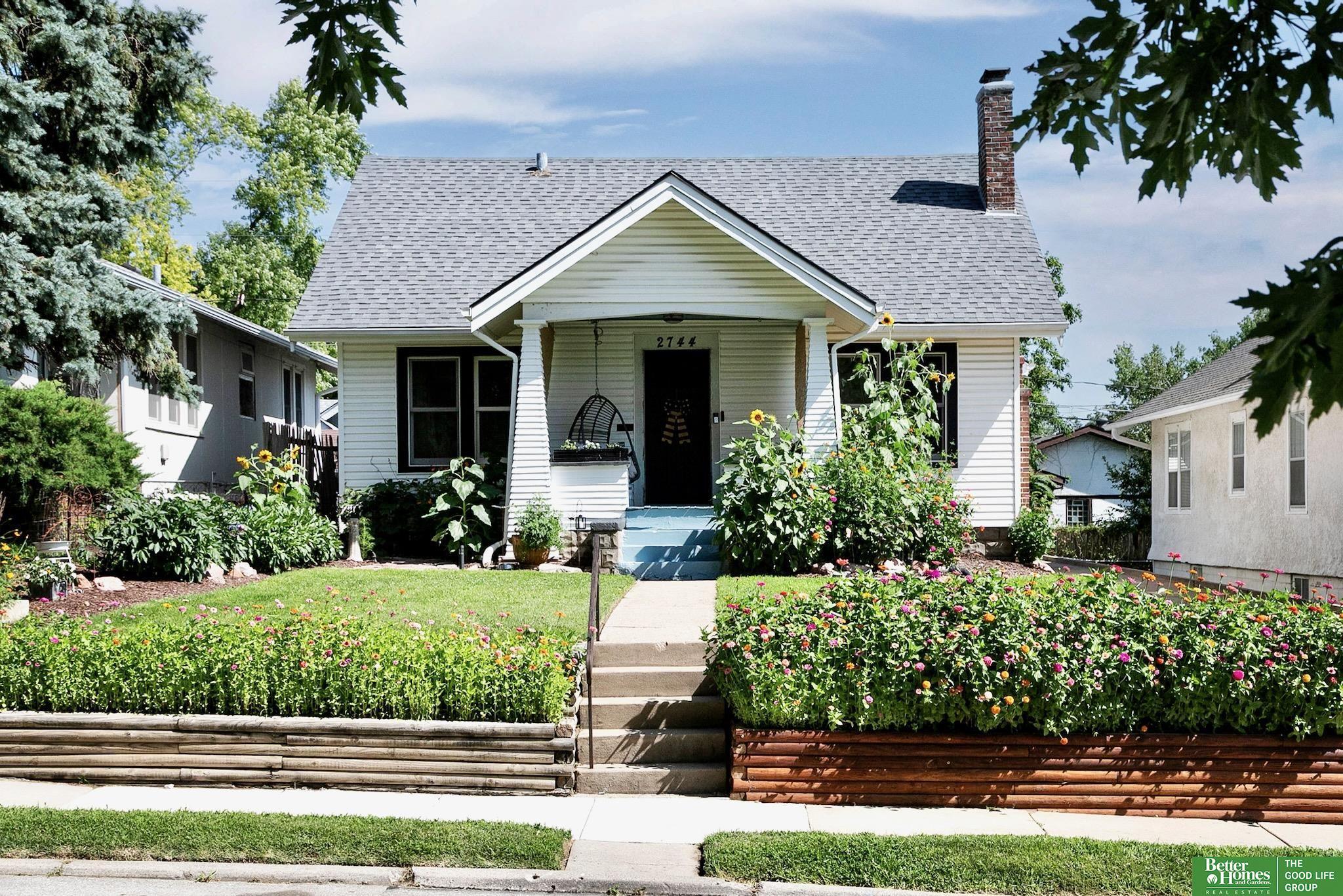 Property Photo:  2744 Mary Street  NE 68112 
