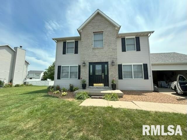 Property Photo: 316 Danbury Lane IL 61548