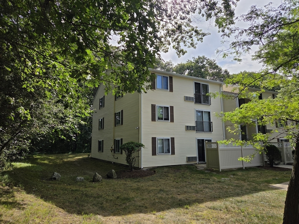 Property Photo: 11 Village Hill Lane 9 MA 01760