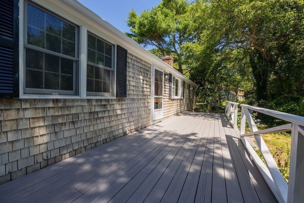 Property Photo:  7 Circuit Road  MA 02673 