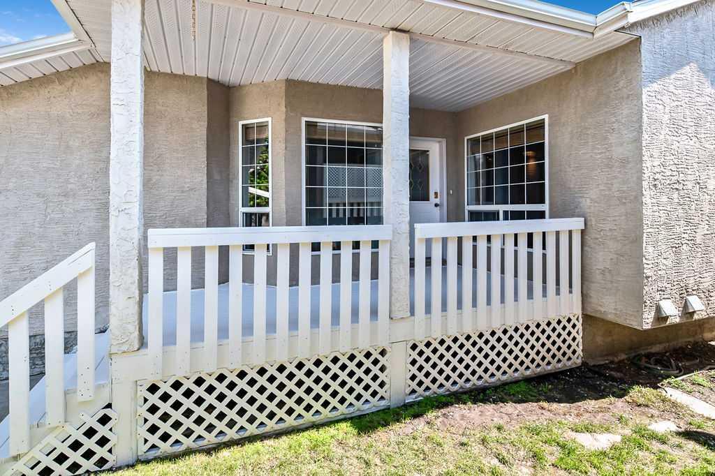 Property Photo: 609 Lineham Acres Drive NW AB T1V 1S6
