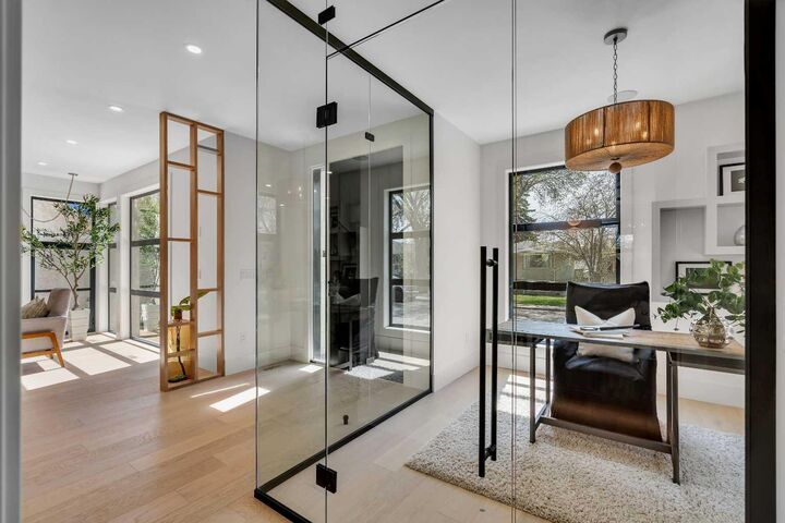 Property Photo: 2416 4 Avenue NW AB T2N 0P2