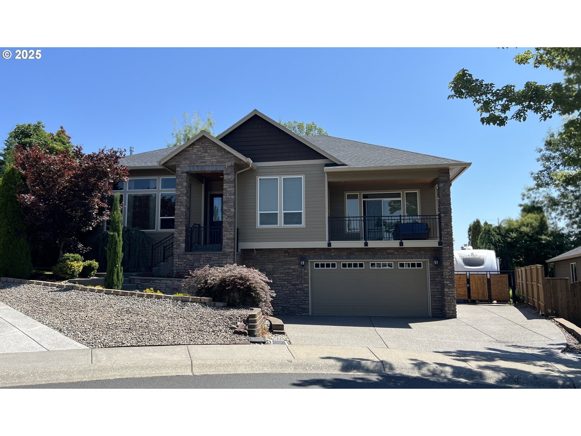 Property Photo:  1323 SE Columbia Crest Ct  WA 98664 
