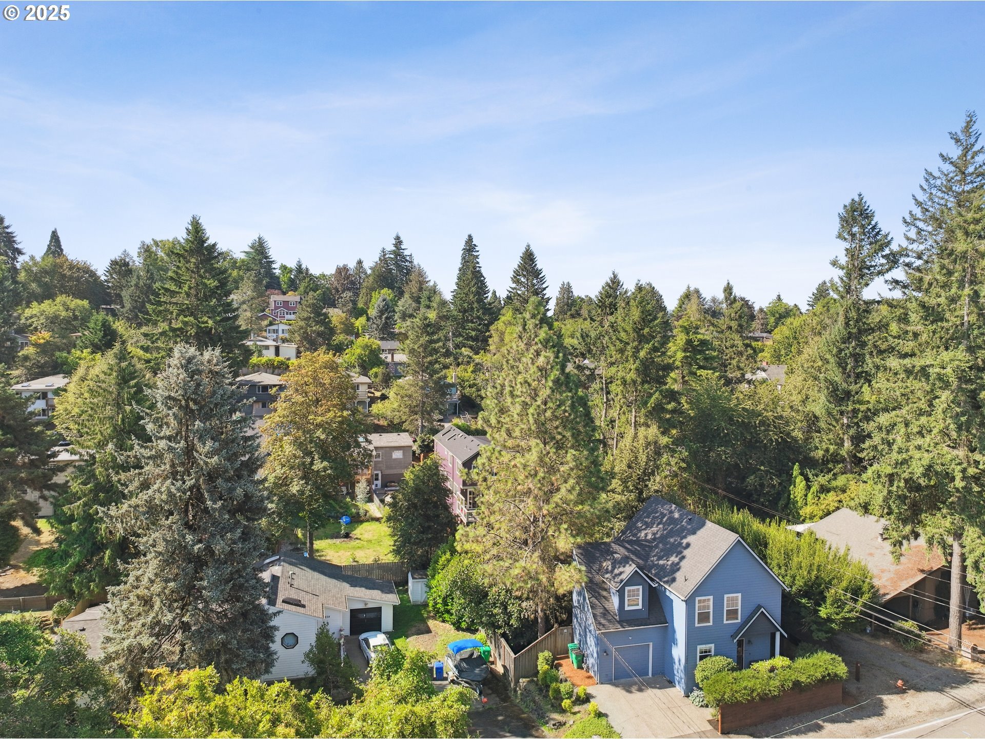 Property Photo: 7266 SW Capitol Hill Rd OR 97219