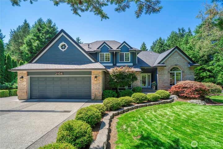 2104  39th Street SE  Puyallup WA 98372 photo