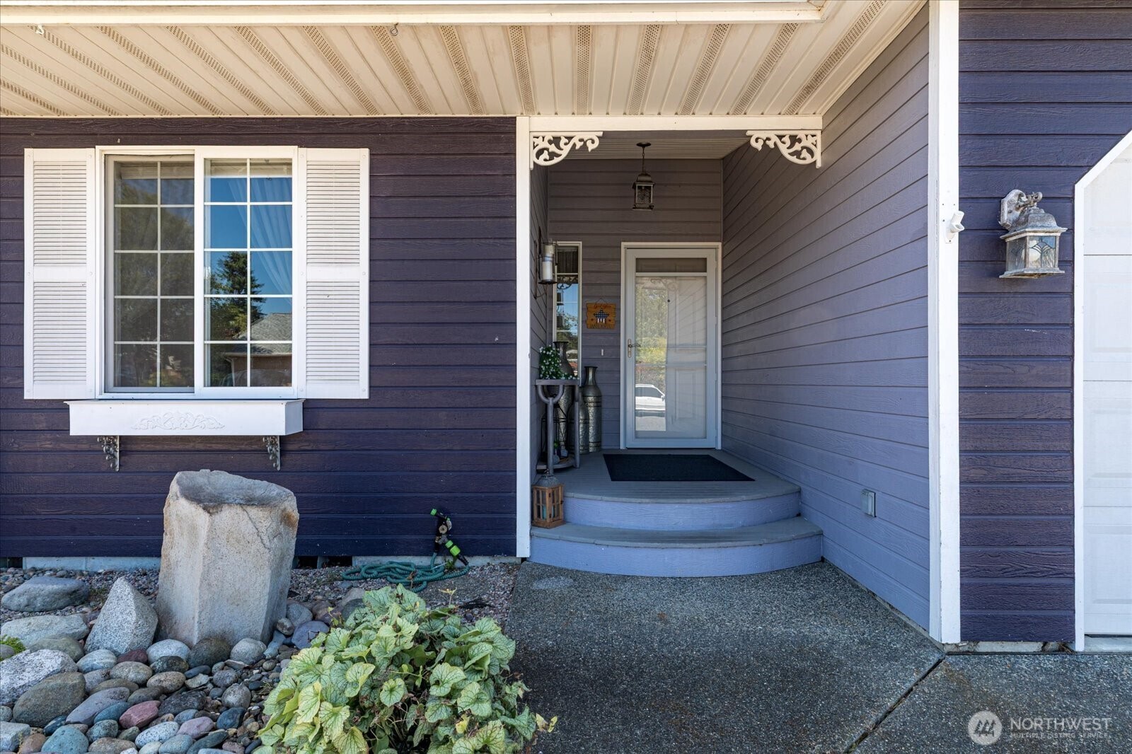 Property Photo:  1561 SW 8th Avenue  WA 98277 