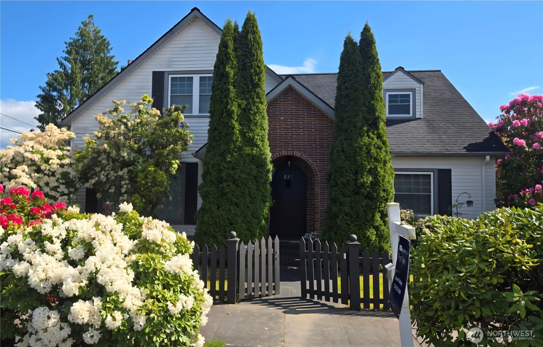 Property Photo: 237 C Street SW WA 98611