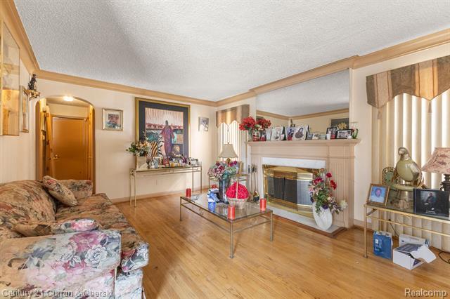 Property Photo: 18943 Mansfield Street MI 48235