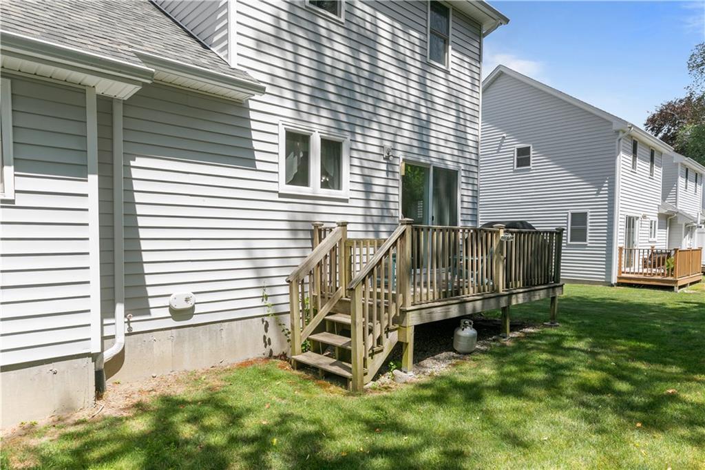 Property Photo:  32 Seafare Lane  RI 02871 