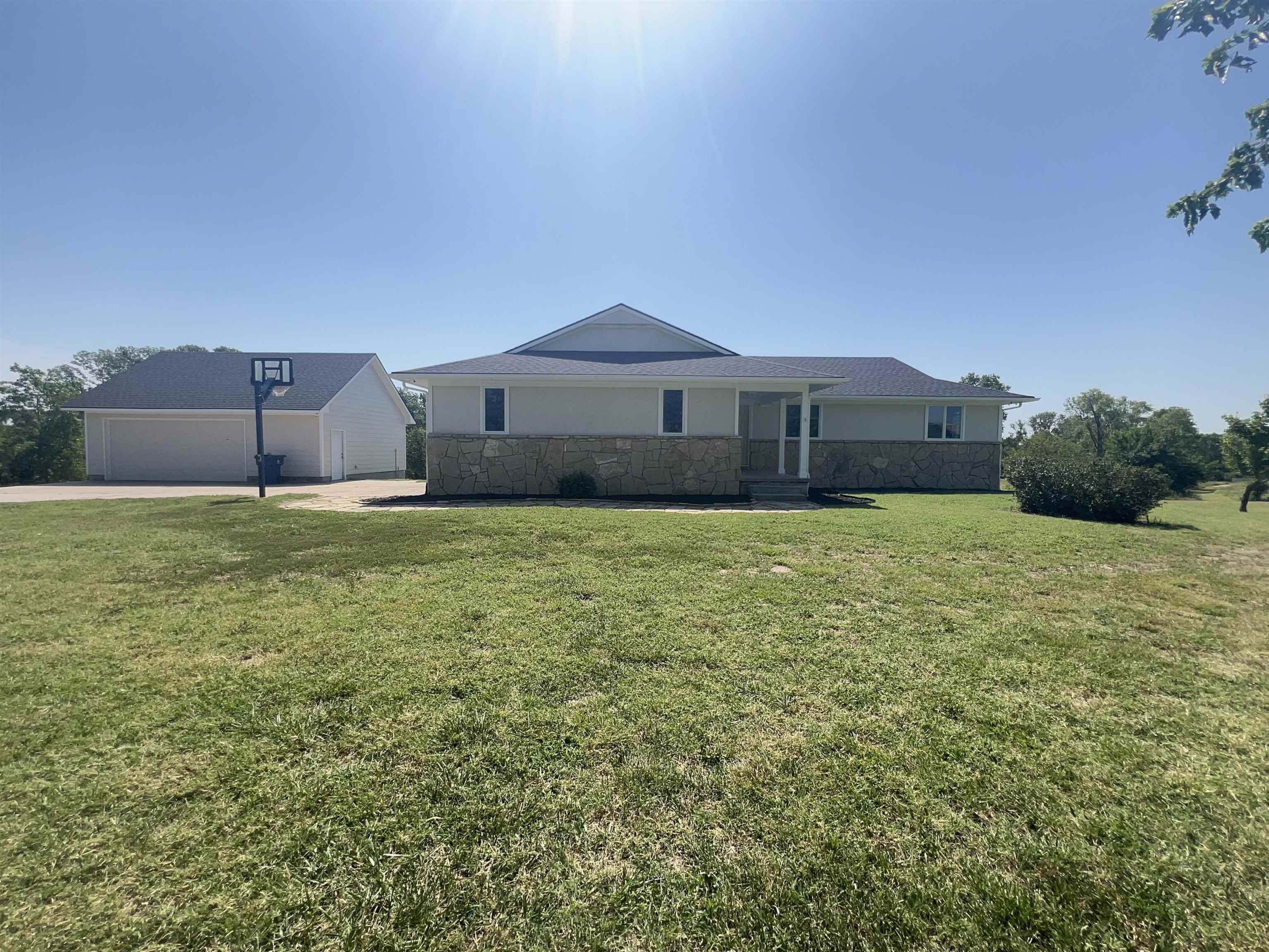 24601 W Pheasant Ct.  Viola KS 67149 photo