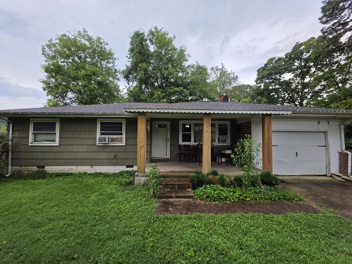 110 Mountainview Drive  Soddy-Daisy TN 37379 photo